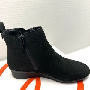 Blondo Shaya Booties Black Nubuck/Suede Waterproof Sz 7 Women New